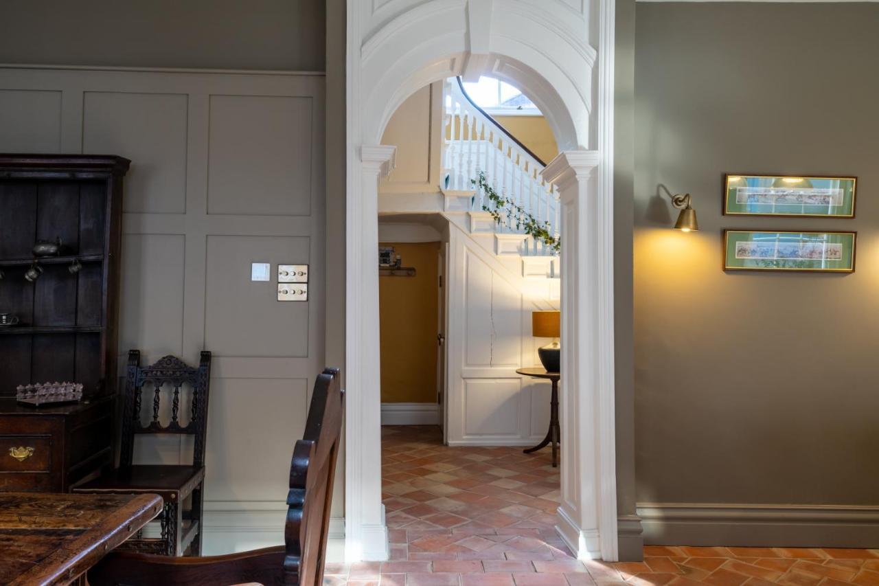 The Georgian Townhouse